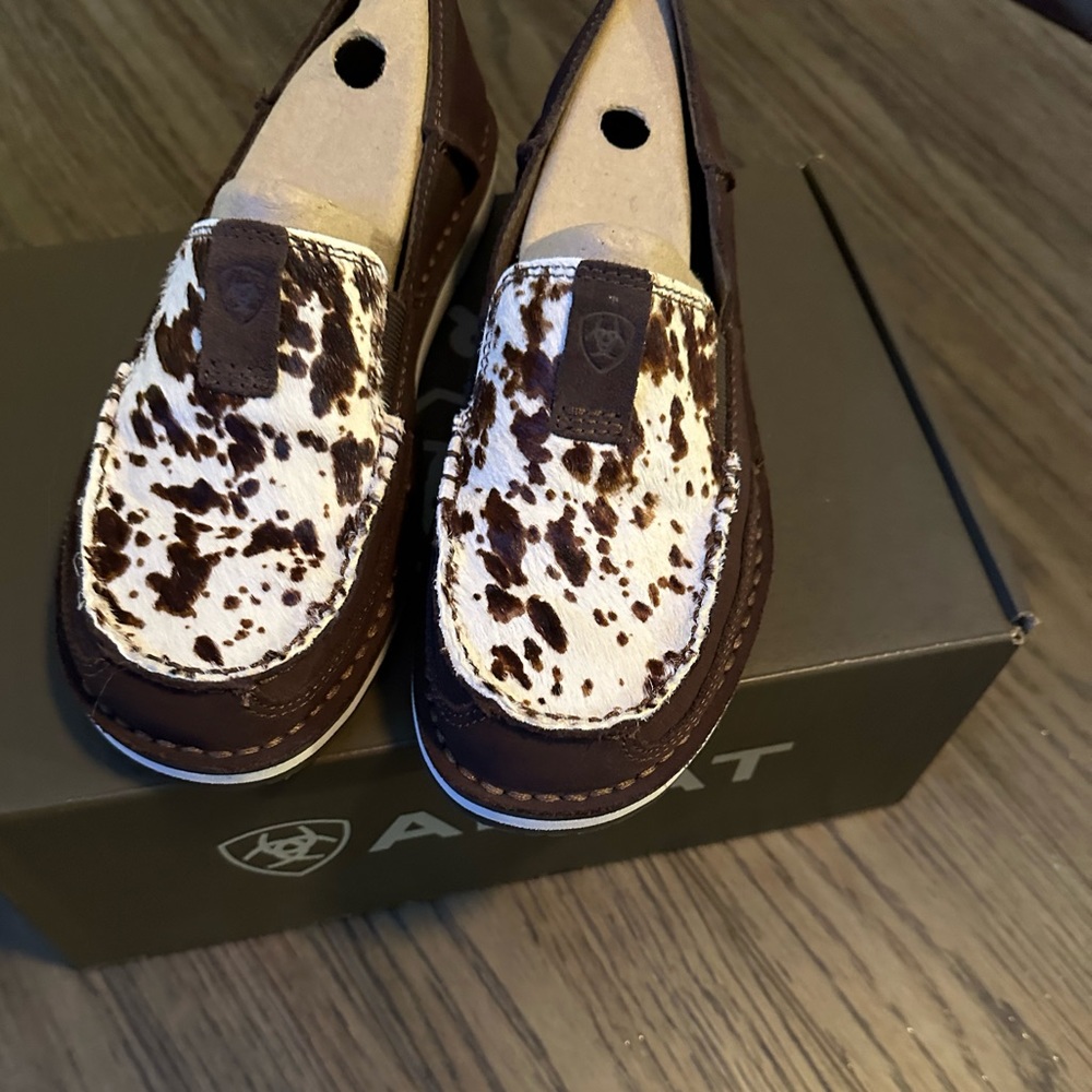 Ariat Cruisers